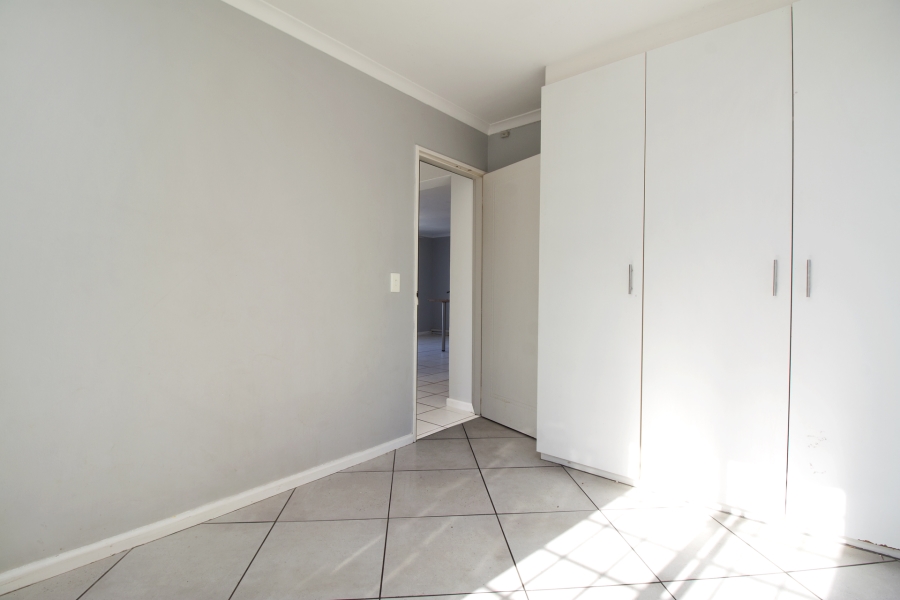 2 Bedroom Property for Sale in Sunnydale Western Cape